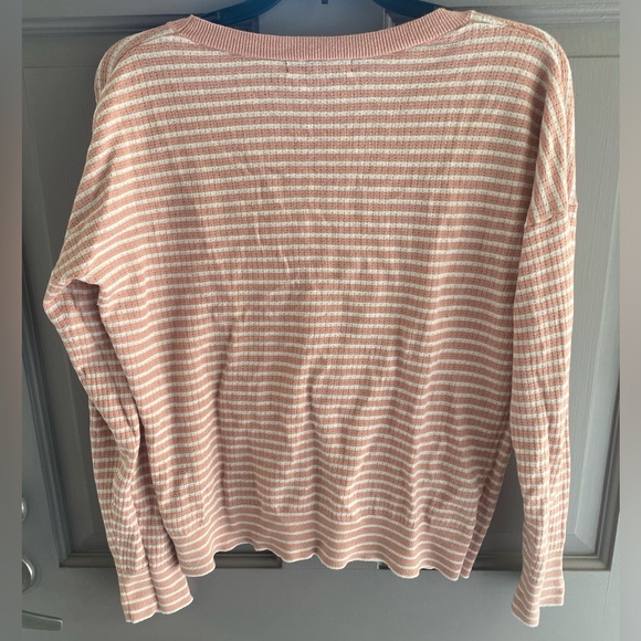 Peach and White Striped Banana Republic Sweater - Picture 5 of 5